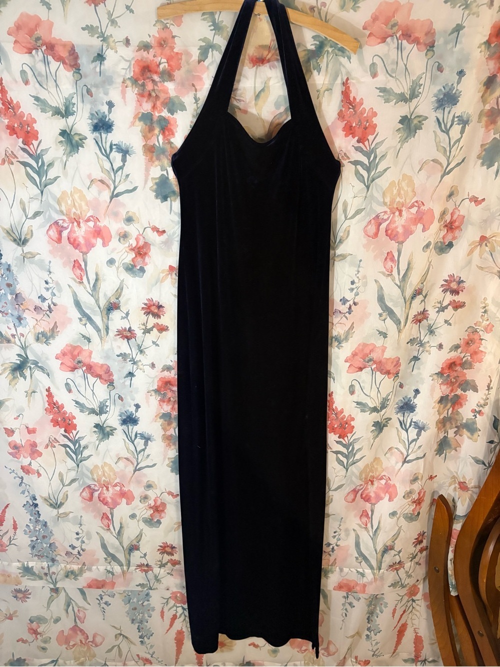 Vintage Classic Black Halter Maxi Dress - Elegant Evening Wear